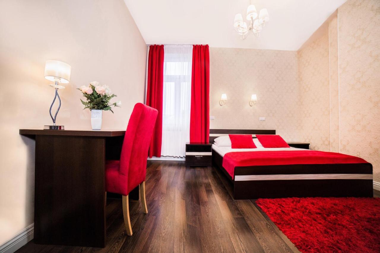 Hotel Dwor Olimp Stalowa Wola Exterior foto